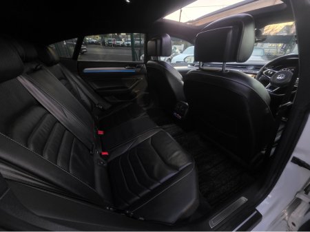 2018 Volkswagen Arteon 2.0 TSI R-LINE PANORAMIC SUNROOF 4MOTION 280BHP VIRTUALDASH FULL LEATHER HEATED ELECTRIC SEATS SAT NAV CARPLAY ANDROID AUTO BLIND SPORT PARKING SENSORS SELF PARKING ASSIST 360 CAMERA €28,950 thumbnail