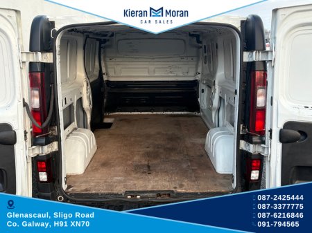 2017 Renault Trafic DCI 120 BUSINESS €8,950 thumbnail