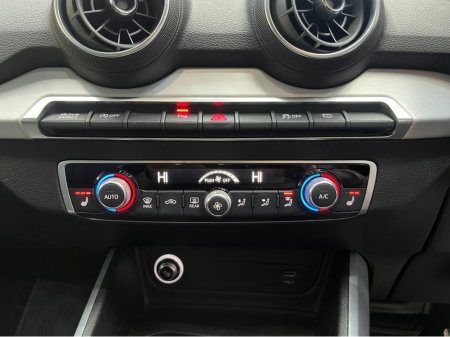 2019 Audi Q2 €20950! 2019 AUDI Q2 30TFSI SP ASSISTANCE PACKAGE 1.0 AUTOMATIC / REVERSE CAMERA / HEATED SEATS / CRUISE CONTROL €20,950 thumbnail