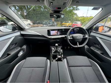 2026 Opel Astra Tourer | Elegance | 1.2 | 110PS €35,295