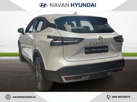 2025 Nissan Qashqai 1.3 PET MILD HYBRID SV €37,450