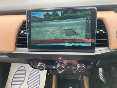 2020 Honda Fit 1.5i Petrol Hybrid Automatic Luxe Model €19,950 thumbnail