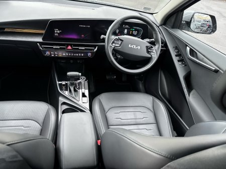 2025 Kia Niro HEV SEM €36,895 thumbnail
