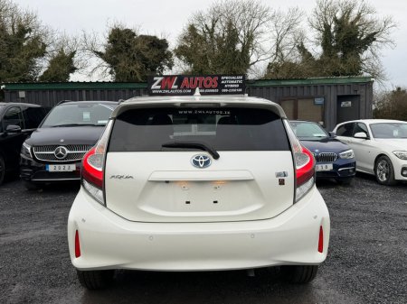 2019 Toyota Aqua Hybrid €12,795 thumbnail