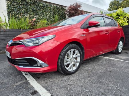 2017 Toyota Auris 1.8 HYBRID / ADVANCE / TAX €170 €16,950