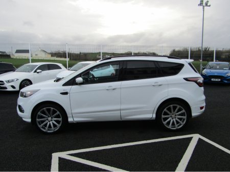2017 Ford Kuga 1.5 TDCI 120PS  FWD 4DR ST-LINE thumbnail