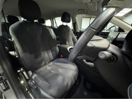 2024 MG 5 MG5 LONG RANGE - 5DR AUTO IRISH CAR JUST SERVICED IN MG €22,950 thumbnail