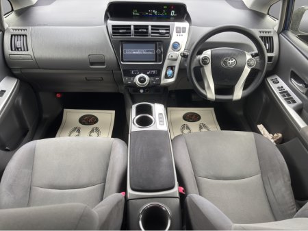 2014 Toyota Prius 2014 TOYOTA PRIUS ALPHA 7 SEATER (S87) €12,995 thumbnail