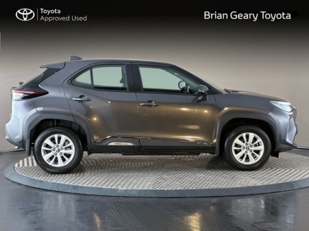 2024 Toyota Yaris Cross LUNA Hybrid €27,950