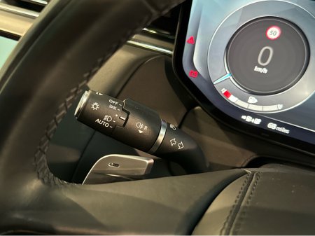 2023 Land Rover Range Rover Sport P440e Dynamic SE thumbnail