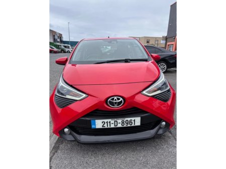 2021 Toyota Aygo 1.0 VVT-i x-play Smartphone €10,000
