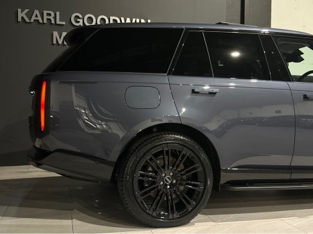 2025 Land Rover Range Rover P460 E-HYBRID HIGH SPEC NEW €149,950 thumbnail