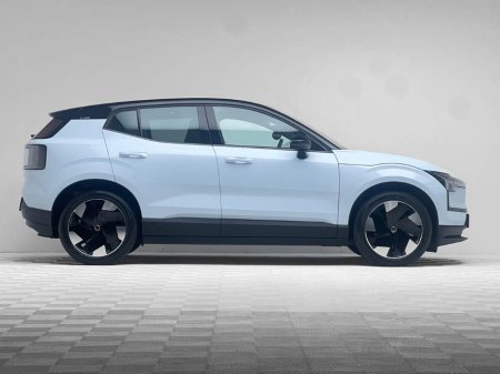 2024 Volvo EX30 PLUS PERFORMANCE AWD 69KWH 422HP €34,990 thumbnail
