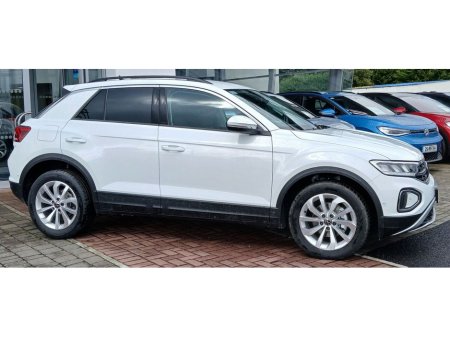 2025 Volkswagen T-Roc 2.0 TDI 116 BHP *PRICE INCLU VAT, 2 SEATER, COMING SOON, CALL US TODAY FOR MORE INFORMATION* €38,123