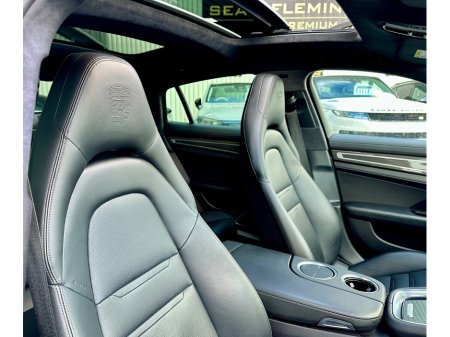 2022 Porsche Panamera 2+2 E-HY E-HYBRID CARBON TRIM €84,950 thumbnail