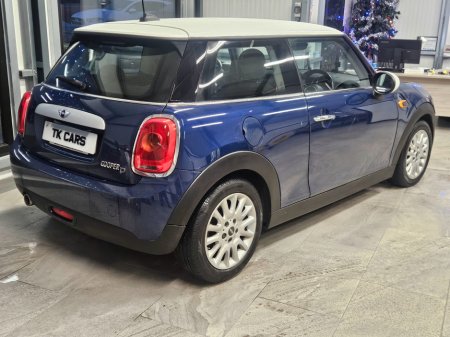 2015 MINI Hatch Cooper D €8,950