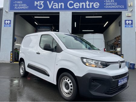 2024 Citroen Berlingo 2024 CITROEN BERLINGO ENTERPRISE B-HDI €21,995 thumbnail