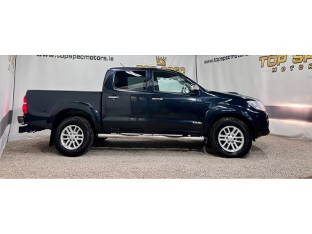 2014 Toyota Hilux INVINCIBLE D'CAB D-4D 4DR 3.0 D/C 171BHP €22,900