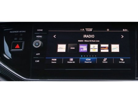 2025 Volkswagen Taigo Edition 75 1.0TSI 95HP *ANDROID AUTO/APPLE CARPLAY, REVERSING CAMERA, AIR CON* €26,995 thumbnail