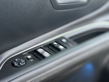 2018 Peugeot 3008 1.5 BlueHDi 130bhp Allure €14,750 thumbnail