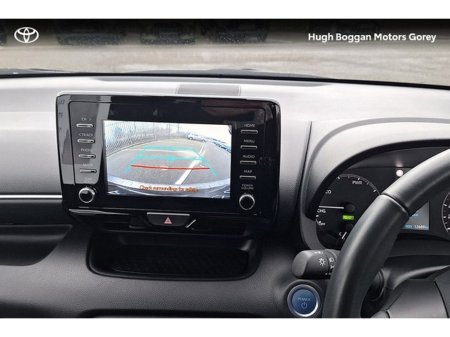 2023 Toyota Yaris 1.5 HYBRID LUNA 4DR AUTO €24,495 thumbnail