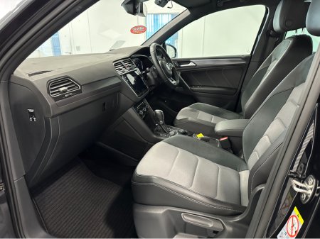 2019 Volkswagen Tiguan (191) R LINE 2.0TDI DSG 150BHP 4 MOTION LOW KMS VW/AUDI SPECIALISTS WWW.DENISDARCYCARS.IE €31,950 thumbnail