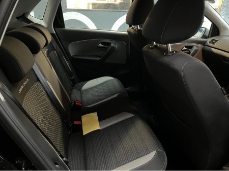 2017 Volkswagen Polo €13950! 2017 VOLKSWAGEN POLO CROSS 1.2 AUTOMATIC / CRUISE CONTROL / REVERSE CAMERA / PADDLE SHIFTERS €13,950 thumbnail