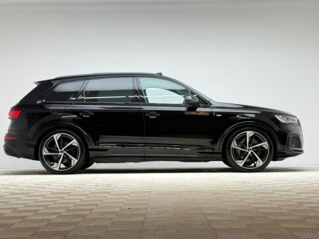 2021 Audi Q7 55 TFSI BLACK EDITION QUATTRO *N1 CREWCAB* €52,000 thumbnail