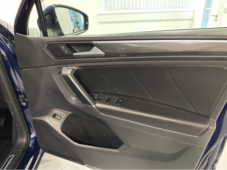 2018 Volkswagen Tiguan (182) HIGHLINE 2.0TDI DSG 4 MOTION  FULL LEATHER LOW KMS VW/AUDI €27,950 thumbnail