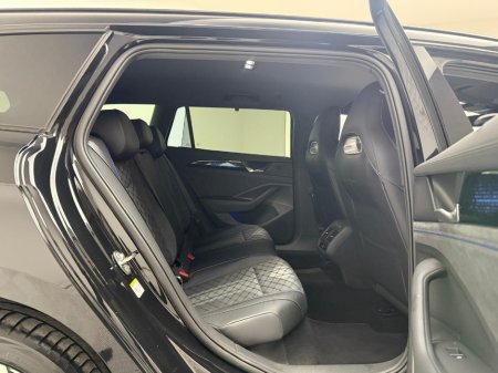 2025 Volkswagen Passat R-LINE 1.5 PHEV DSG €42,990 thumbnail