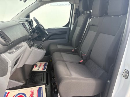 2022 Toyota Proace ICON L2 €15,500 thumbnail