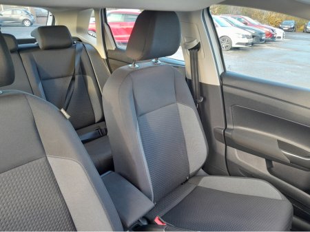 2022 Volkswagen Polo LIFE 1.0 TSI 95BHP MANUAL 5SPEED 5DR €18,400 thumbnail