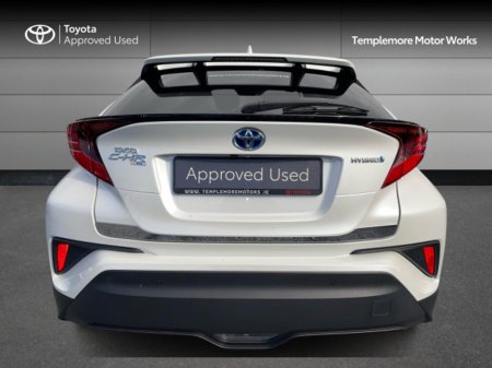 2022 Toyota C-HR HYBRID SOL 4DR AUTO €32,950
