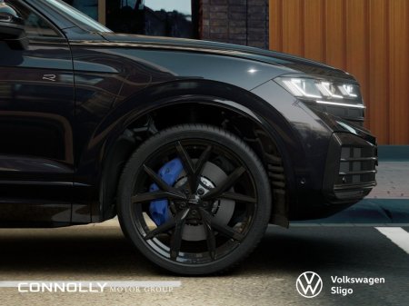2026 Volkswagen Touareg R FINAL EDITION 3.0 TFSI PHEV 250 kW 340 HP €120,686 thumbnail