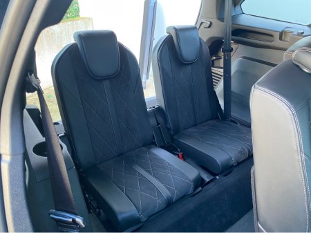 2019 Peugeot 5008 2.0hdi auto gt line €29,950 thumbnail