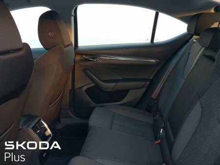 2023 Skoda Octavia STYLE 1.0TSI 110HP €27,950 thumbnail