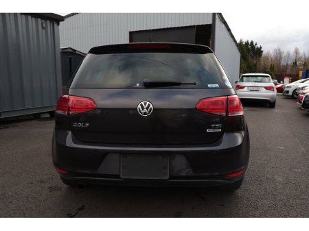 2015 Volkswagen Golf  €12,999