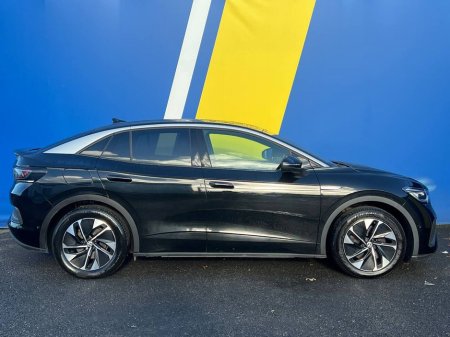 2022 Volkswagen ID.5 PRO BUSINESS 77KWH // APPLE CARPLAY/ANDROID AUTO // HEATED STEERING WHEEL // DIGITAL CLUSTER €25,900