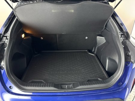 2023 Toyota Yaris Cross HYBRID LUNA SPORT €27,950 thumbnail