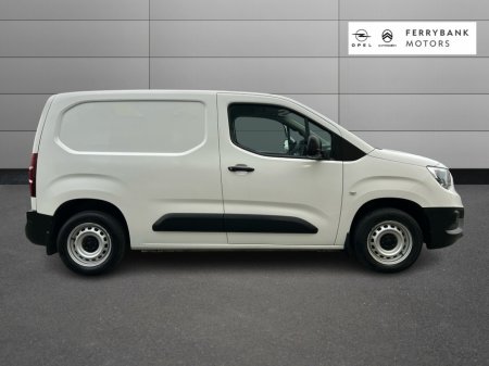 2021 Opel Combo L1H1-1.5 75PS DIESEL 5 S SP 5DR €11,950 thumbnail