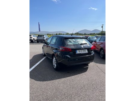 2019 Peugeot 308 1.6 HDi 100bhp Active €16,950