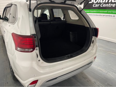 2018 Mitsubishi Outlander (Low Km's) HYBRID 2.4 PHEV AUTOMATIC 5DR MODEL  www.bolandscarcentre.ie €20,900 thumbnail