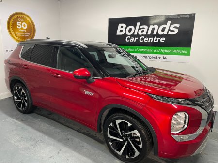 2023 Mitsubishi Outlander (New Model) HYBRID 2.4 PHEV 7 SEATER AUTOMATIC TOP SPEC MODEL www.bolandscarcentre.ie €39,900 thumbnail