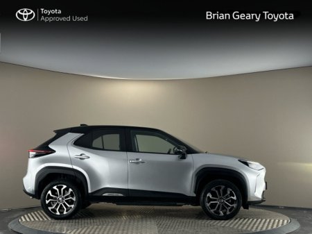 2023 Toyota Yaris Cross HYBRID LUNA SPORT €27,950