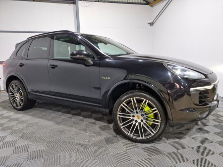 2017 Porsche Cayenne PLATINUM EDITION 3.0 V6  E-HYBRID