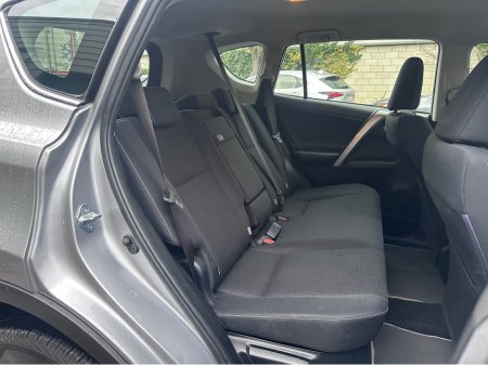 2018 Toyota Rav4 RAV4 HYBRID LUNA SPORT 2WD 4DR AUTO €21,000 thumbnail