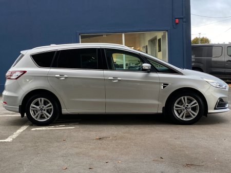 2020 Ford S-Max 2.0L Ford EcoBlue 150PS Titanium €28,900