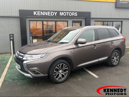 2016 Mitsubishi Outlander 16MY 4WD 6 6MT 7S 4DR €13,995