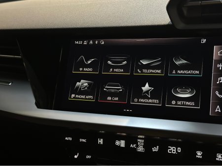 2024 Audi A3 40 TFSIe HYBRID SPORT AUTO €32,950 thumbnail