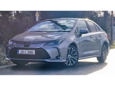 2022 Toyota Corolla HYBRID LUNA SPORT 4DR €26,000 thumbnail